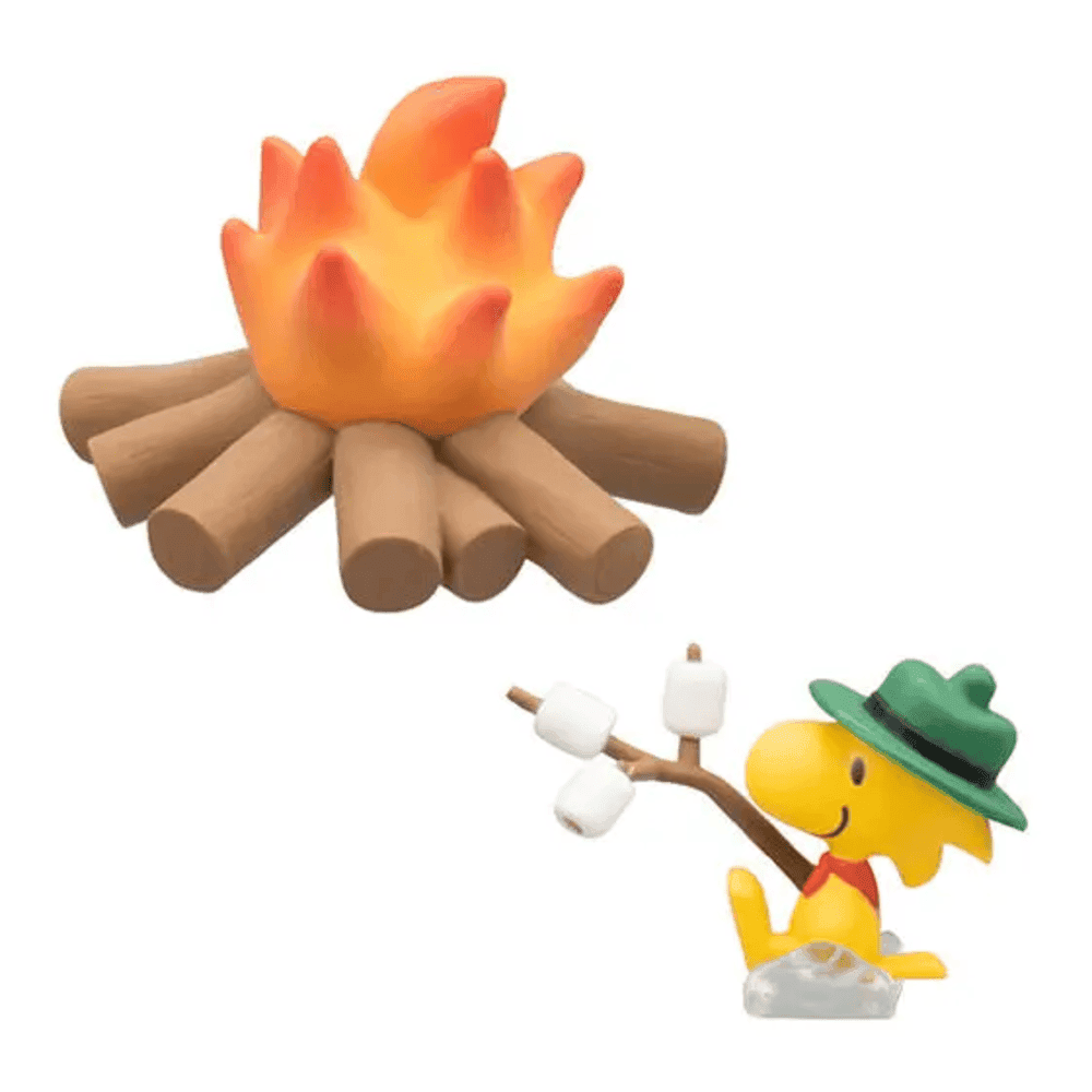 4Pcs/set Anime Snoopy Outdoor Camping Tent Action Figure Toy — detail 1